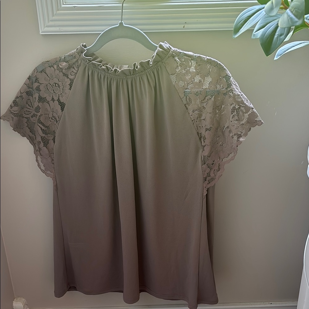 Lace Sleeve Women's Top - Taupe